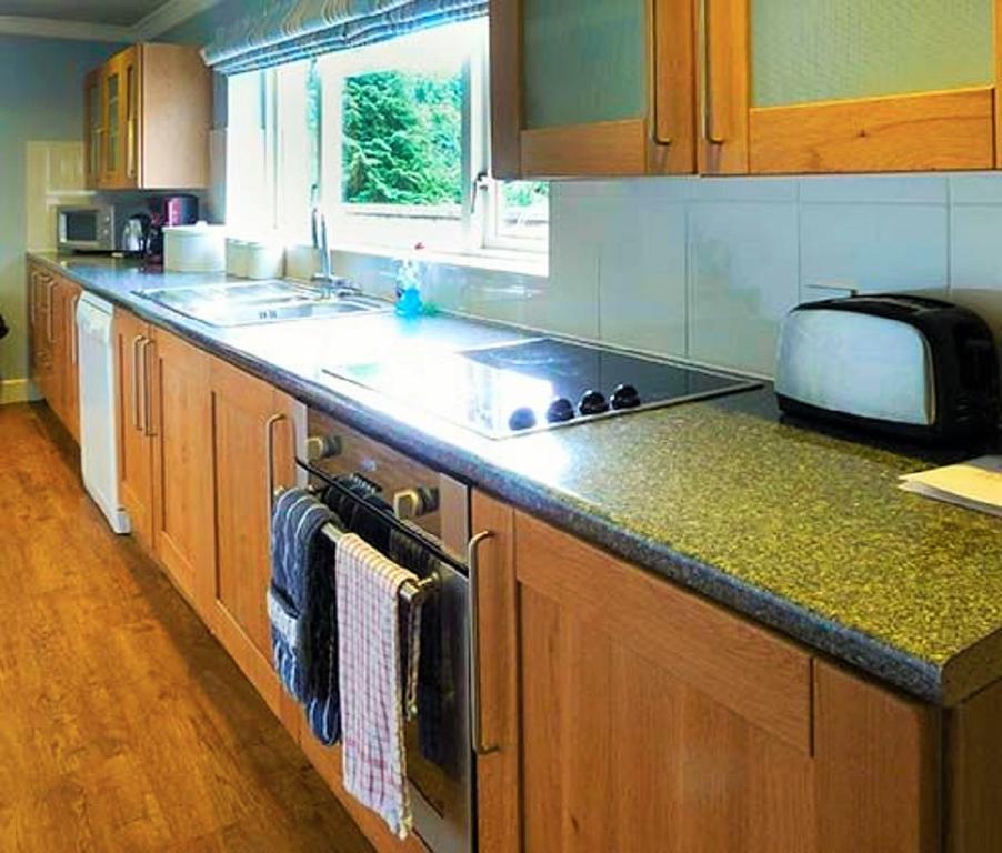 فندق فورسفي  Riverview Country Park الغرفة الصورة